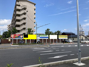 イオンモール高知 東側県道沿い